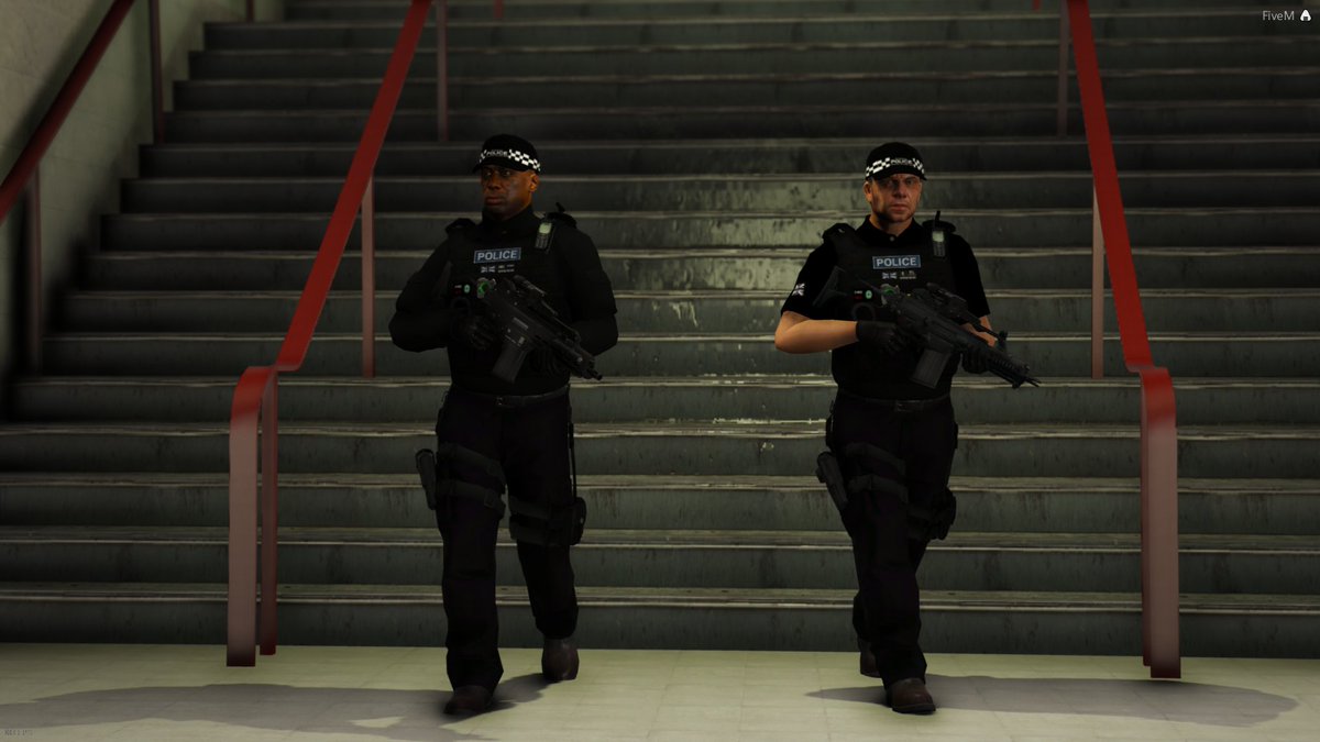 ChestboroughSFT's tweet photo. Airport high visibility reassurance patrols at @ChestboroughRP international airport. Keeping a close eye and taking in the view. 
#keepingpeoplesafe #armedpolice #wherechestboroughmeetstheworld https://t.co/CKwF4flrnG