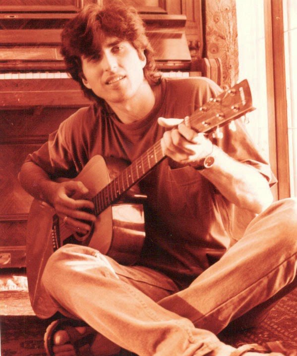 BeautyPakistani's tweet photo. first Junaid Jamshed lyric that comes to mind? https://t.co/7HuswOQKrq