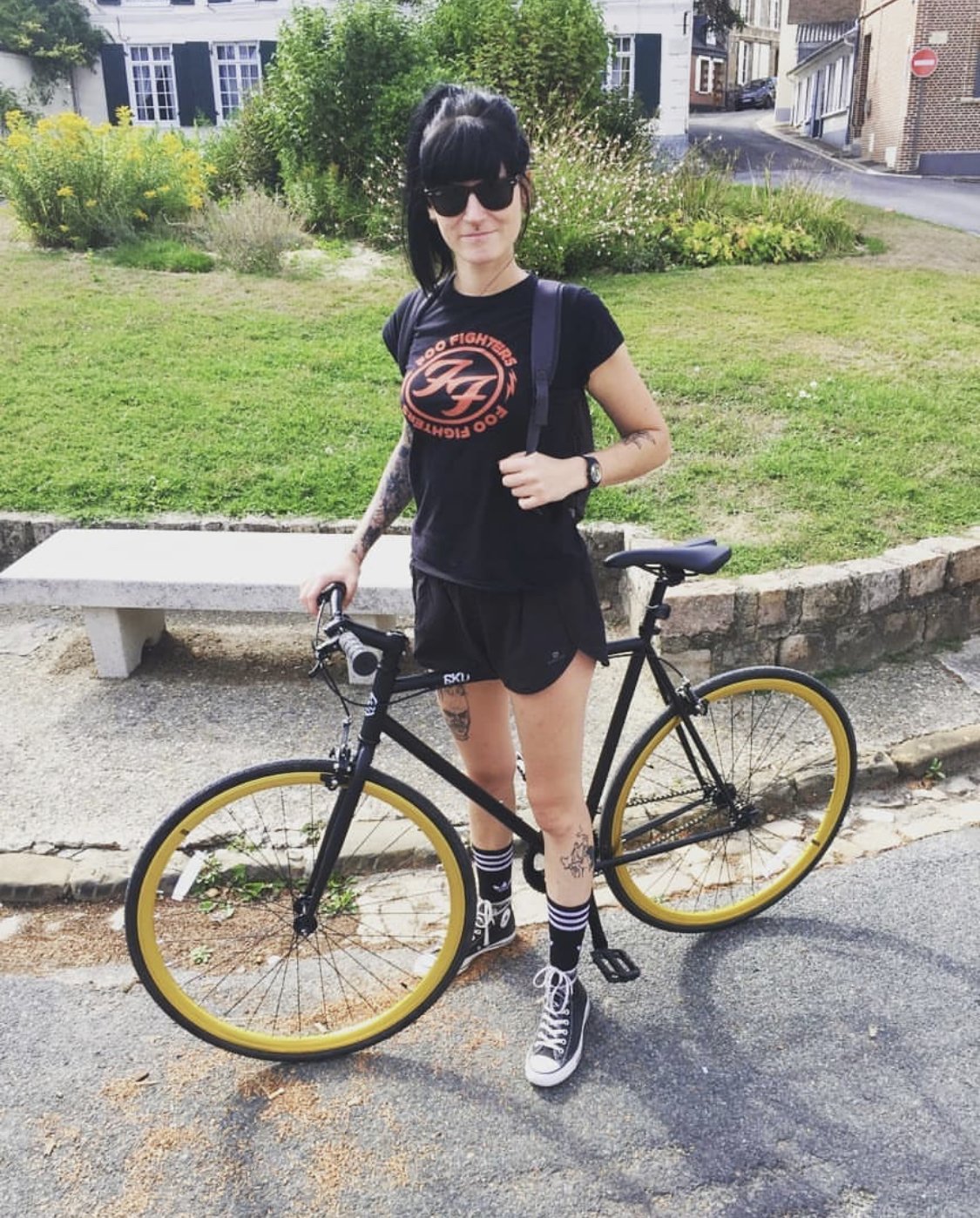 6KU Bikes on X heyhiade on her Fixie Nebula 2 6KU https t JSLur3TIcu X