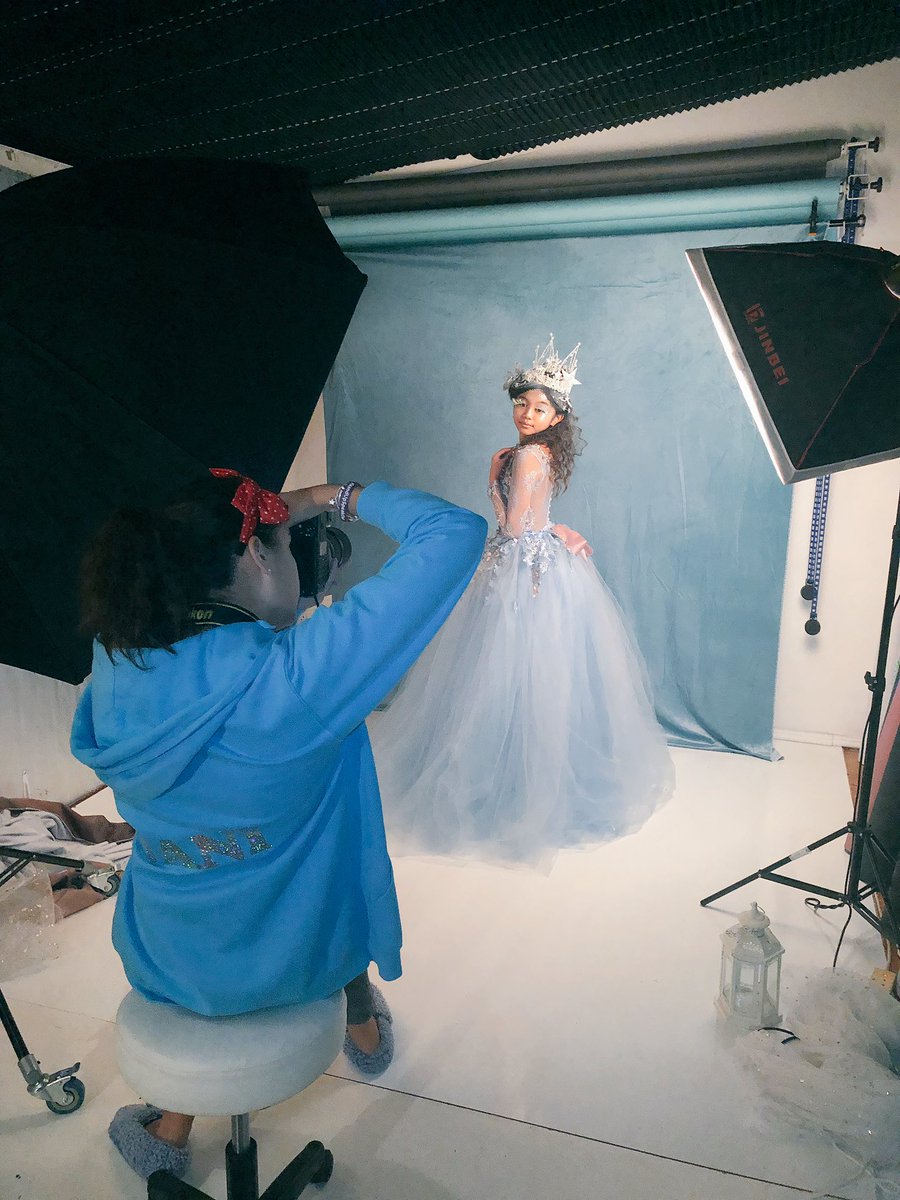 Fab_Francesca's tweet photo. #WinterIsComing #frozen #queenelsa #frozenfrancesca #fabulousfrancesca #danigeddesphotography #alorasafari #photography #themedshoot
Shoot with @danigeddes https://t.co/peSni9AJ1D