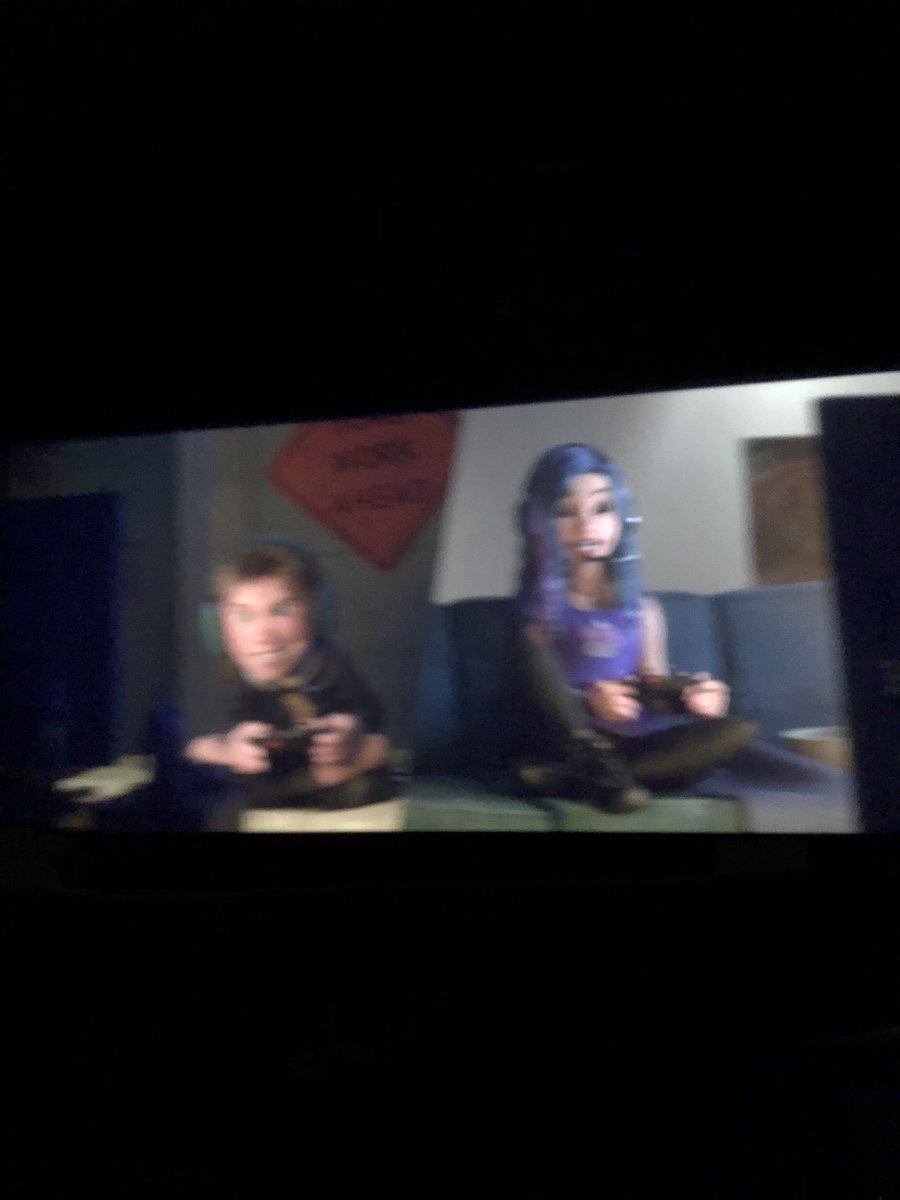 funneh_ii's tweet photo. I luv The MOVIEEEE @iHasCupquake https://t.co/0zYuYShMeo
