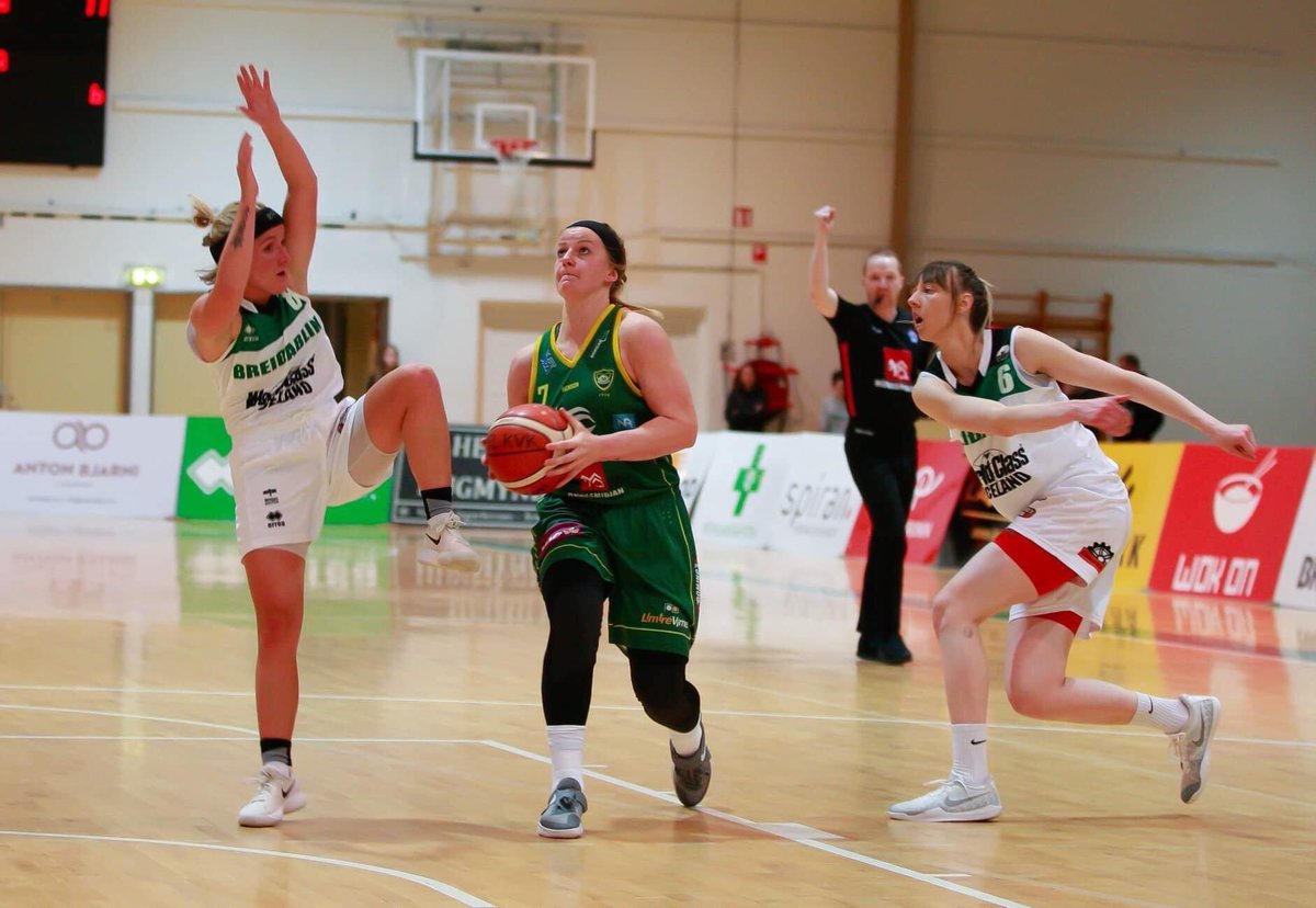 Öllum brögðum beitt 😂 #körfubolti