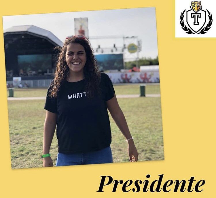 ListaTesjal's tweet photo. Como segundo ano consecutivo continuamos com a lista e apresentamos os novos membros da direção!! A lista que faz tudo por ti 💛🖤 https://t.co/a3zbPwj4KC