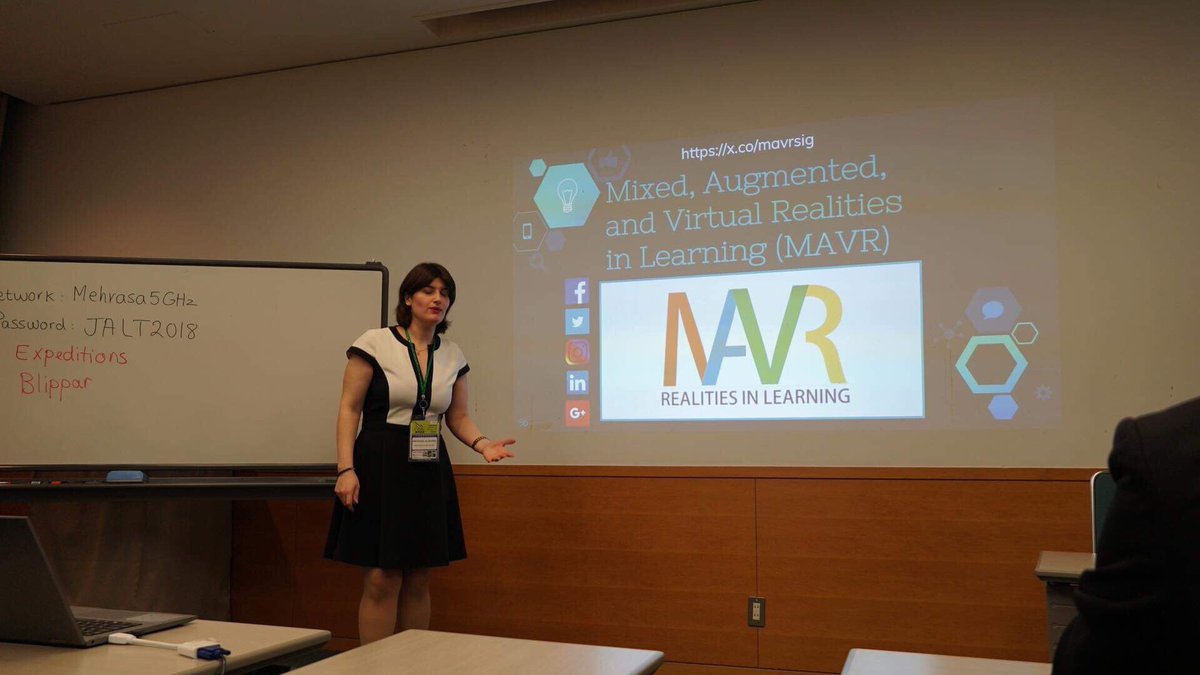 MehrasaAlizadeh's tweet photo. Viva @JALTMAVRSIG!
#JALT2018 #MAVR #JALTMAVR https://t.co/FtUT2NGRH8