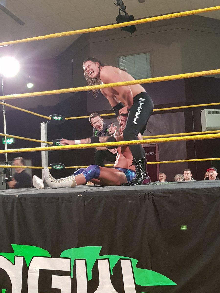bex_young1's tweet photo. @NGWrestlingUK, another awesome night!! @AdamMaxted @Nathan_Cruz90 @JustinSysum @Robbie_X_ @StandOut_Steel @myles_kayman 👌😀 https://t.co/BtXsMCekwy