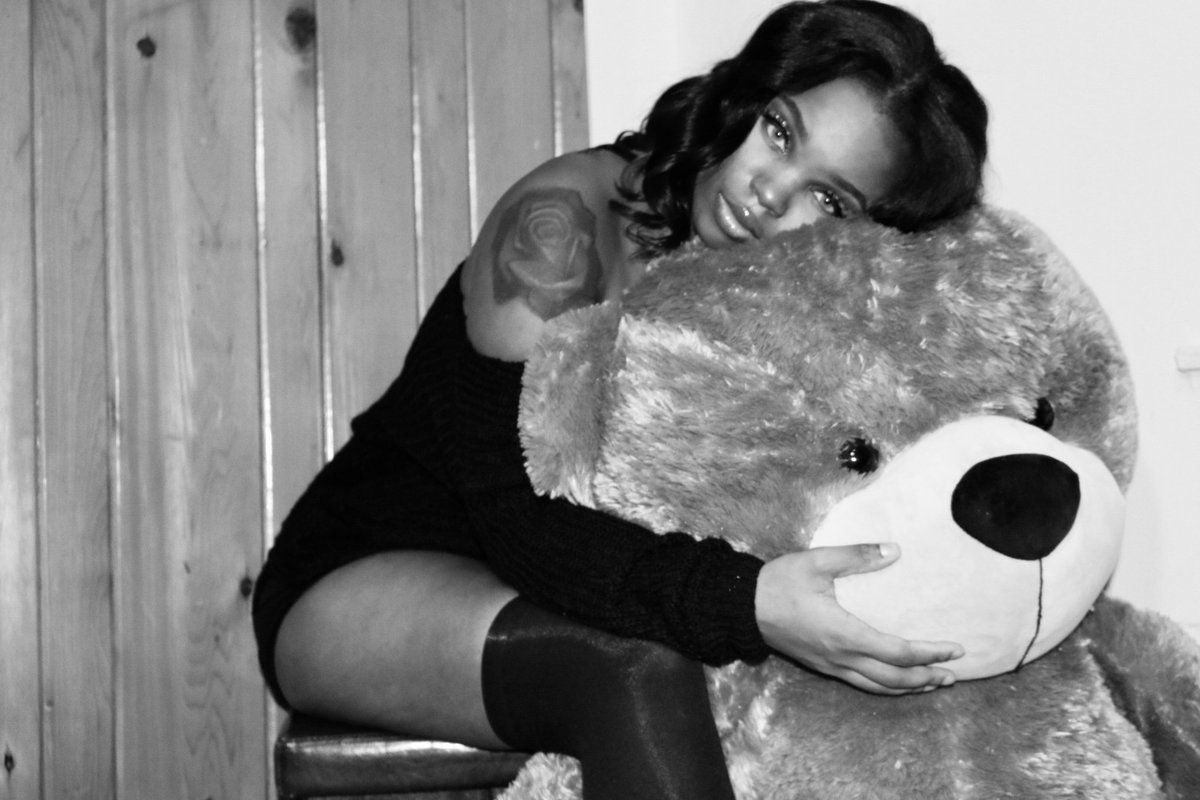 MistressDream_'s tweet photo. Direct deposits only cash app $kimsobella

#findomme #cashslave #cashcow #c4n #SugarDaddy #sugarbaby https://t.co/2LRHwqz5Eh