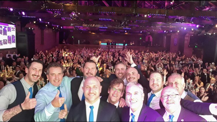 GarethHJenkins's tweet photo. So who did it better peeps? The @5in55 dads or @TheEllenShow 
#selfie #ellendegeneres #BradleyCooper #JenniferLawrence #BradPitt #MerylStreep @JGAwards @_sophiegreig @JustGiving @tyhafan https://t.co/38NCT1ViZK