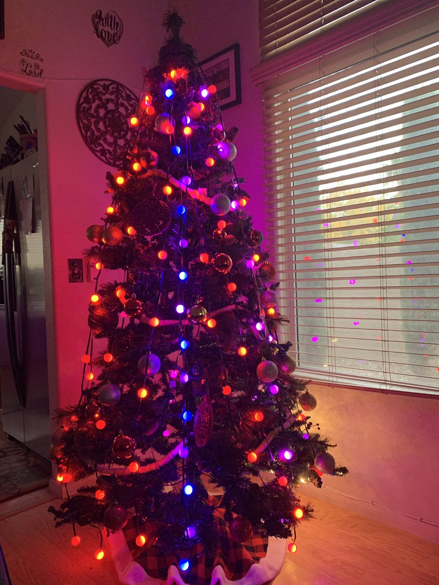 PeaJayTheGr8's tweet photo. Tree is almost done! But I’m starting to feel a little under the weather now, so I might throw in the towel for the day. 😔 #ChristmasDecorating #IThinkImSick https://t.co/m6tt2u8xnY