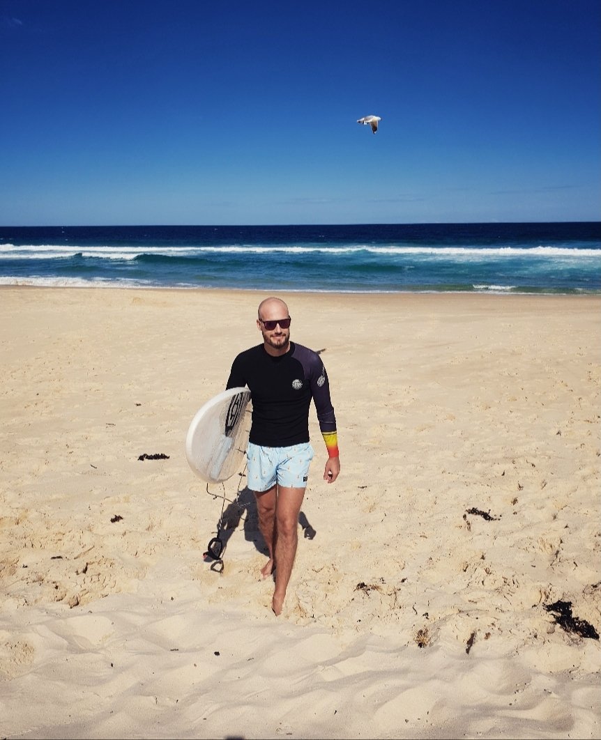 Rueherold's tweet photo. Never too late to start surfing🙏
#blueysbeach https://t.co/M3S8UFu0a7