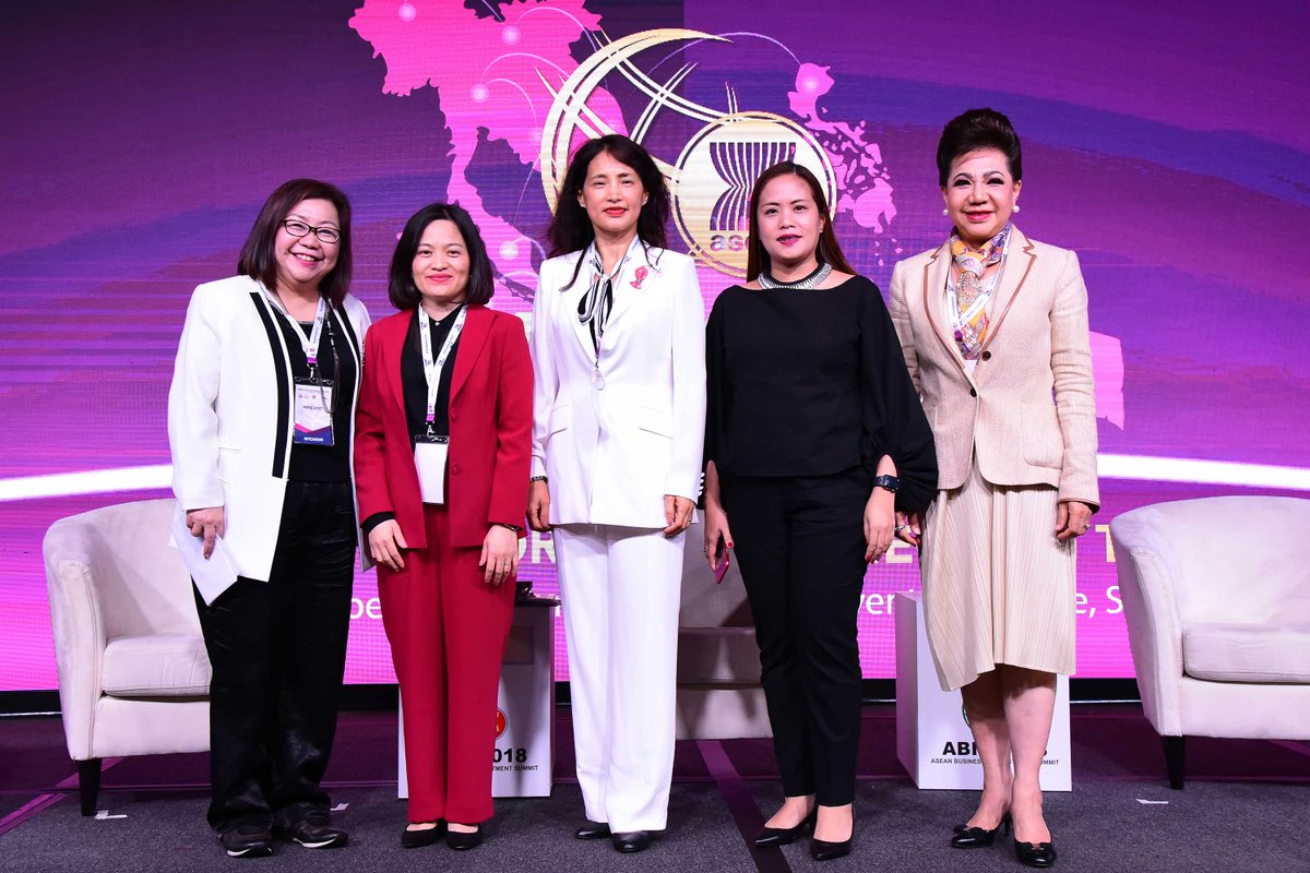 aseanbac18's tweet photo. The ASEAN Business and Investment Summit (ABIS) 2018 took place in Singapore from November 12-13, drawing the participation of nearly 1,000 enterprises from ASEAN member states and partners. Here are some of the event highlights on Day 1 of the Summit. https://t.co/38R1LEULQ6 https://t.co/6cR98UoHoo