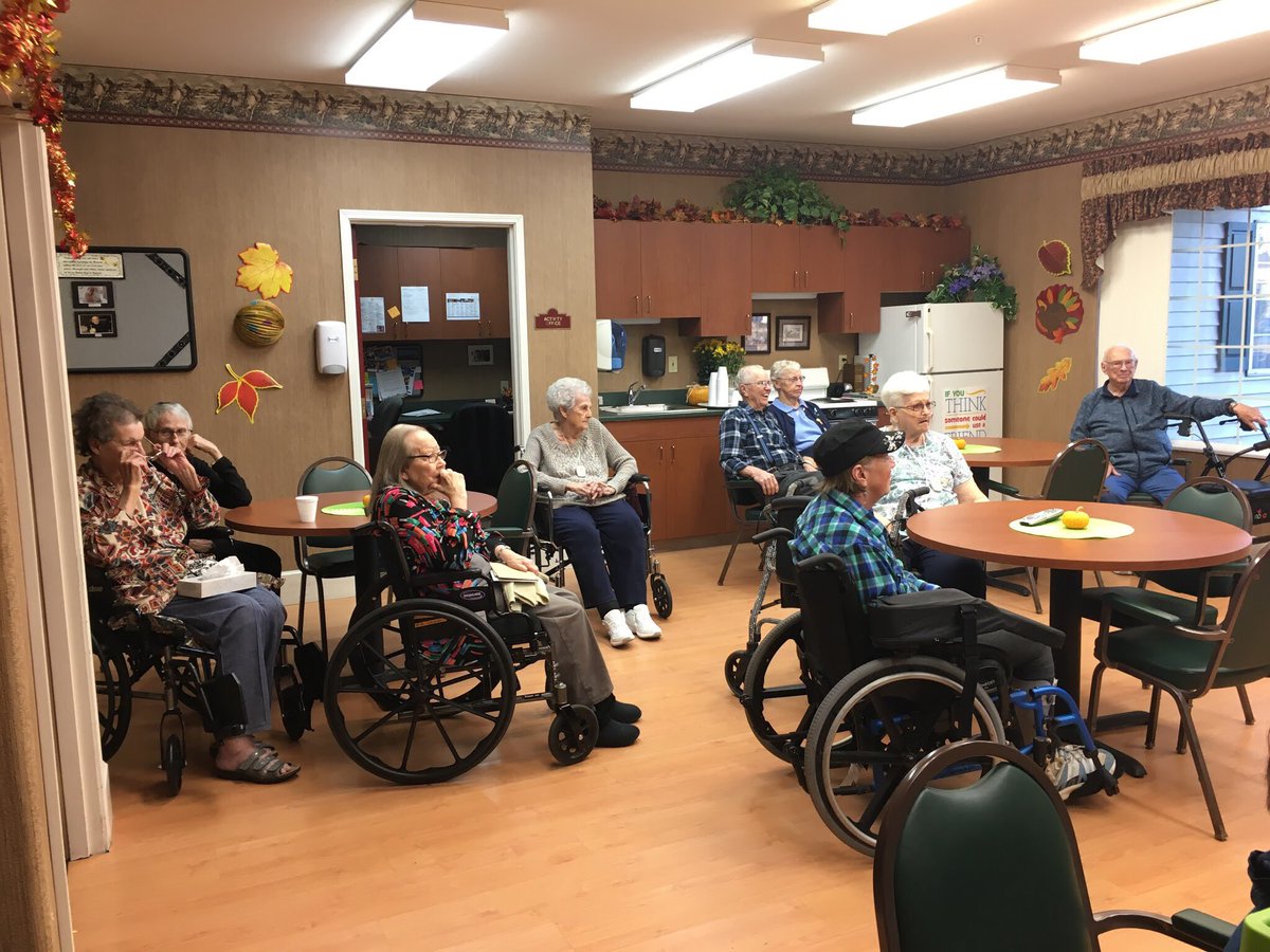 SavanaTrujillo's tweet photo. Our big event was a success! We had so much fun decorating sugar cookies with them, and testing their Thanksgiving knowledge!! 
#ConnectingGenerations #SCLA #Leadership #Seniors #Thanksgiving https://t.co/InOQmfoZMl