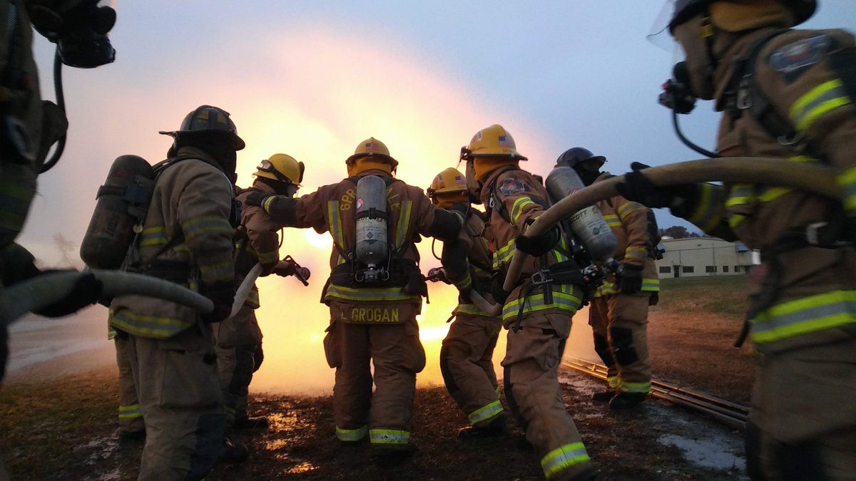 Hello all of twitter!  The Northwest Arkansas Training Officers' Association has finally produced its very own twitter site.  We look forward to tweeting with you!