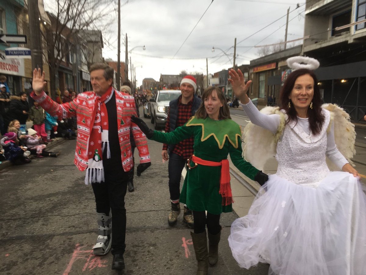 4 parades a year for 8 years! Going out on a high with @Centre55 amazing annual Santa Claus Parade on #KingstonRoad. #EastEnd #CommunitySpirit #TOPoli @JohnTory @BradMBradford
