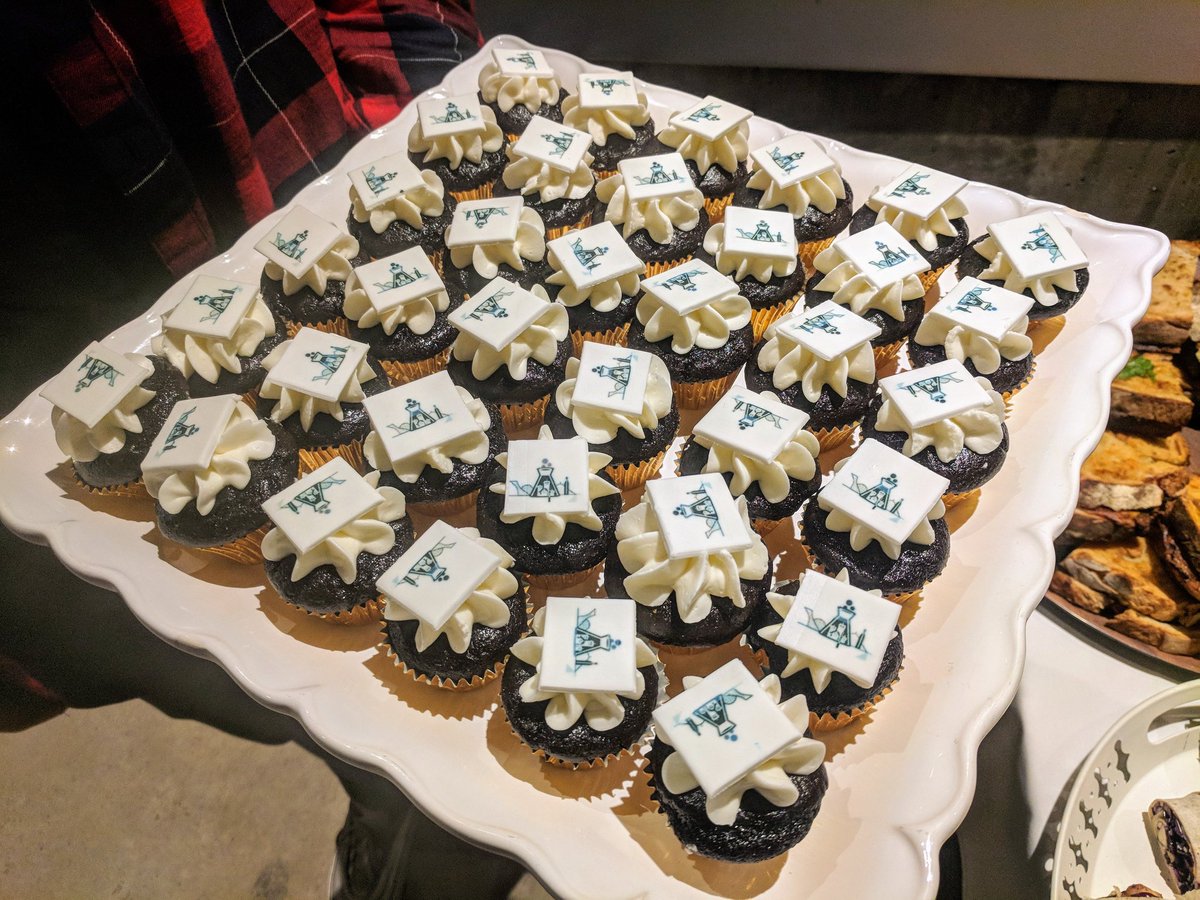 temanuia's tweet photo. Après l'effort, le reconfort ! #GSWAI #swaimtl @notman https://t.co/UNRQgXRYTS