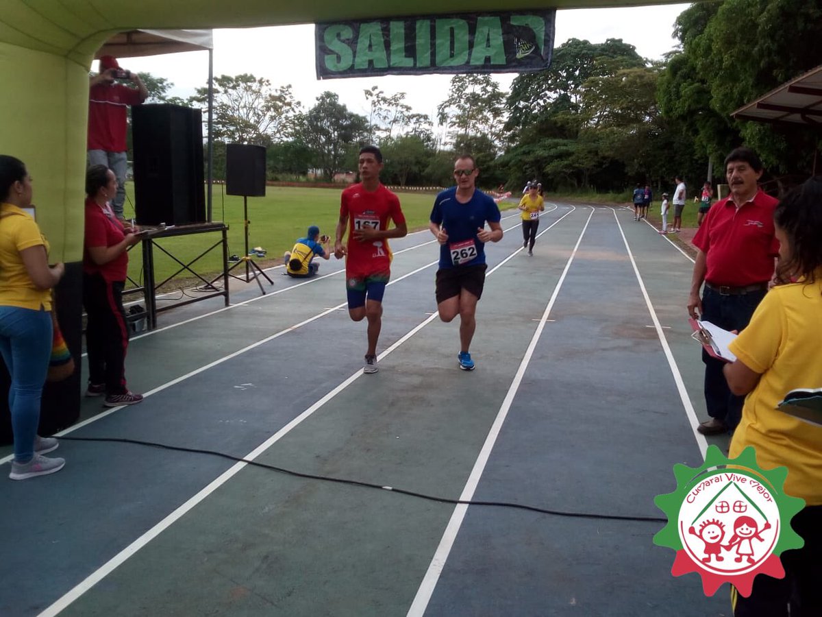 AlcCumaral's tweet photo. El Alcalde, Miguel Caro y la Coordinación de Deportes felicitan a los participantes de la Carrera Atlética Unillanos 7K dirigidos por el licenciado de la Administración #CumaralViveMejor Mauricio Beltrán Por representar a nuestro municipio en las justas locales. 

Felicitaciones https://t.co/vZteHeprMs