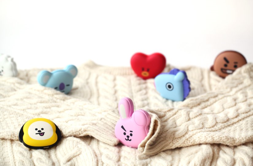 gmarketstory's tweet photo. 뭘 좋아할지 몰라서 전부 다 준비해본 손난로-★
#BT21 #로이체 #휴대용손난로🔥
☞ https://t.co/mH8P2yLY2q

#EVENT 리트윗하신 분들 중 3분 추첨! 손난로 선물 드림★ 응모는 여기서 ☞  https://t.co/nQgUmHxnOQ  (응모 ~11/28ㅣ발표 11/29) https://t.co/aoSEtrqIaM