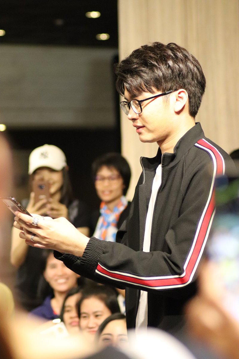 ple__simple's tweet image. แอดไลน์ไปแล้ว ทักมาด้วยนะครับ 🤗🤗😊💙💕 

#IAMNONTTANONTTHEFIRSTCONCERT 25.11.2018
#IAMNONTTANONT #TheFirstConcert
#nonttanont #nontfam 
#ple_simple_gallely