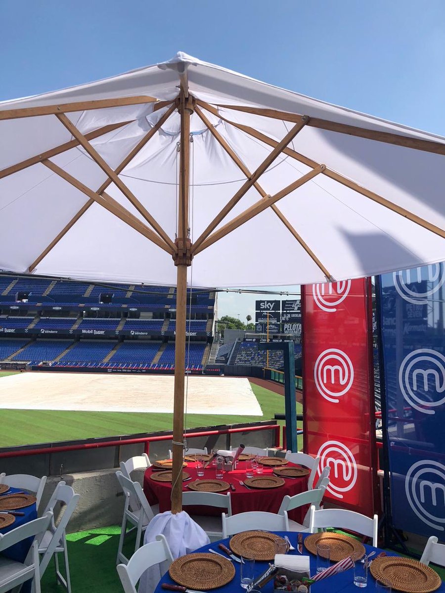 SultanesOficial's tweet photo. Algunas imágenes detrás de cámaras de #MasterChefMx en el #PalacioSultán 🍽😋

#TodosSomosSultanes https://t.co/KBtatrGuBP