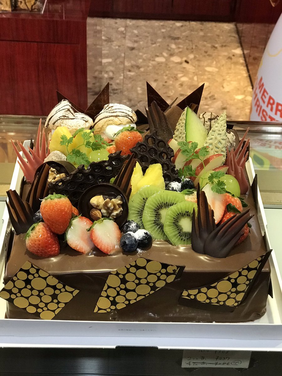 PetitSweet1104's tweet photo. 本日AM9:00~PM8:00まで営業しております🍰Xmas🎅🎄⛄🎁❤
甘い中にも優しさを…
お菓子とお客様との繋がり
お手伝い致します
#プチスウィート #沖縄 #中城
#ケーキ屋 #Originalcake
#weddingcake
#できる限りお客様のneedsにお答えできる店作り https://t.co/PcZeWRzAkh