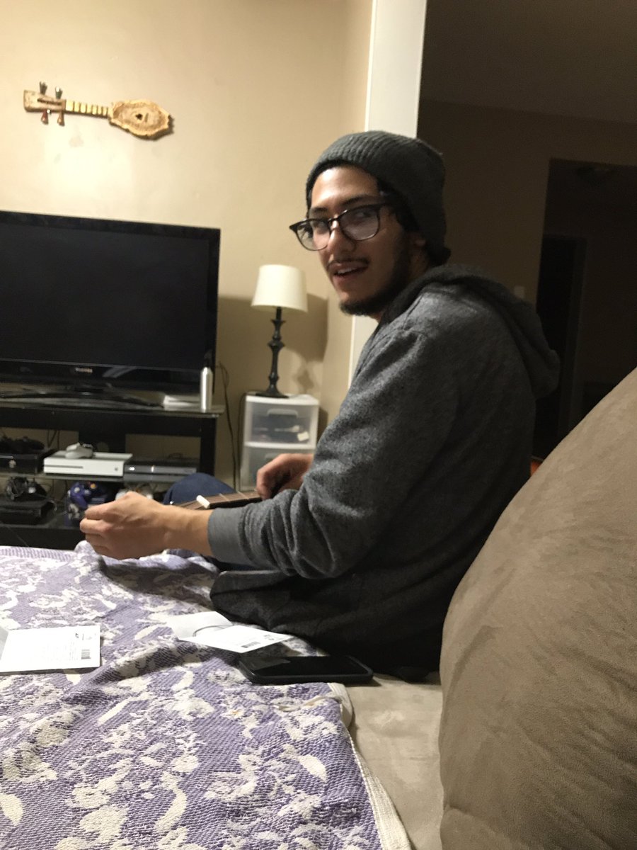 everyone’s favorite rivers cuomo impersonator!