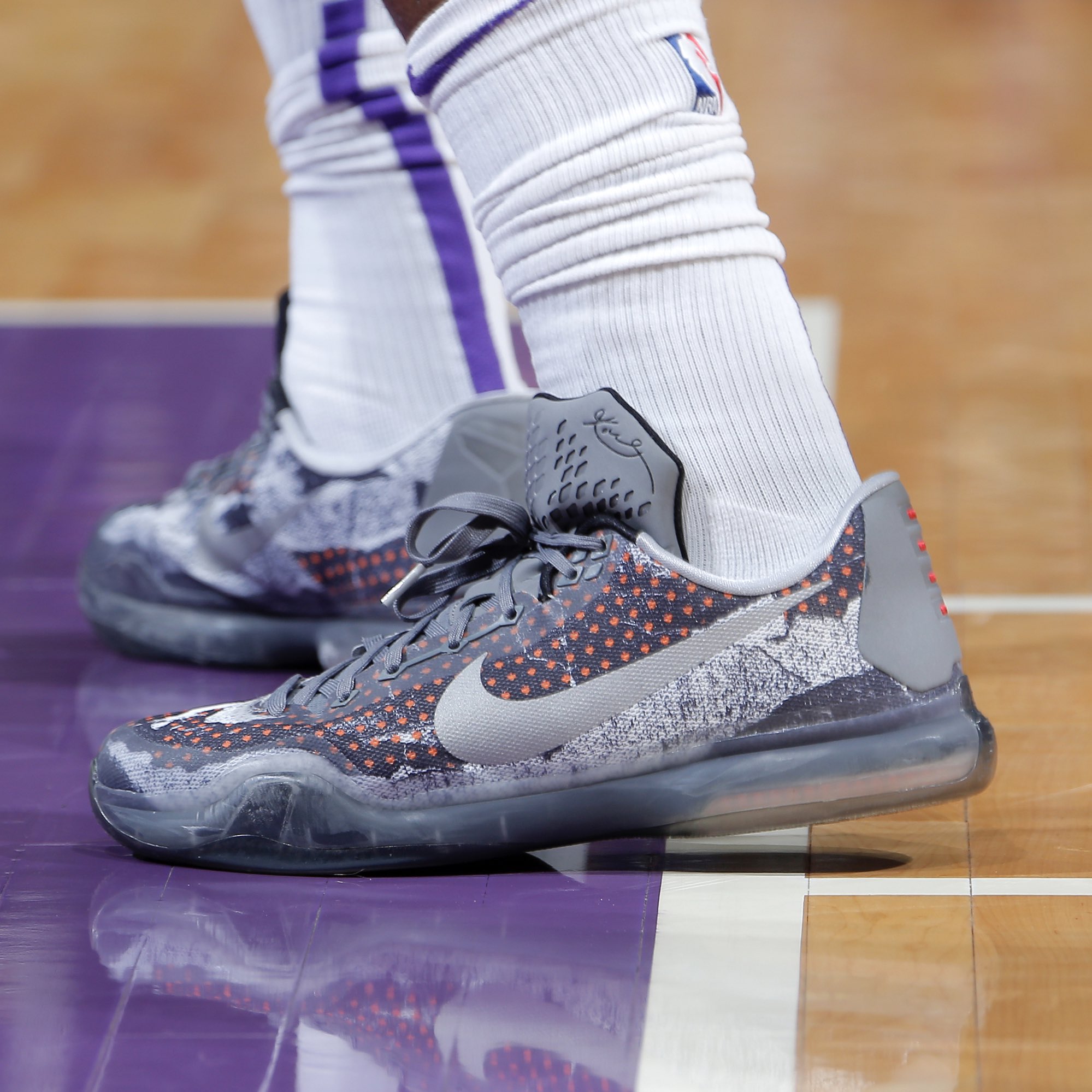 SoleCollector on X SoleWatch buddyhield wearing Pain Nike Kobe 10s against the Jazz. Rocky Widner https t DGfyh2PsL0 X