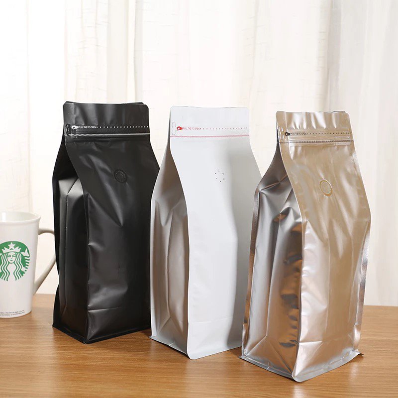 manufacture for 250g/500g/1kg Flat bottom bags with zip and valve .black/white/silver/gold colors, welcome inquiry 
size:250g 20x13+7cm
500g:26.5x13.5+7.5cm
1kg :32.5x13.5+9.5cm
Whatsapp:+86 13725551042 Candy Huang
Skype:loftist1028
Email:sales2@yuanjingshiye.com