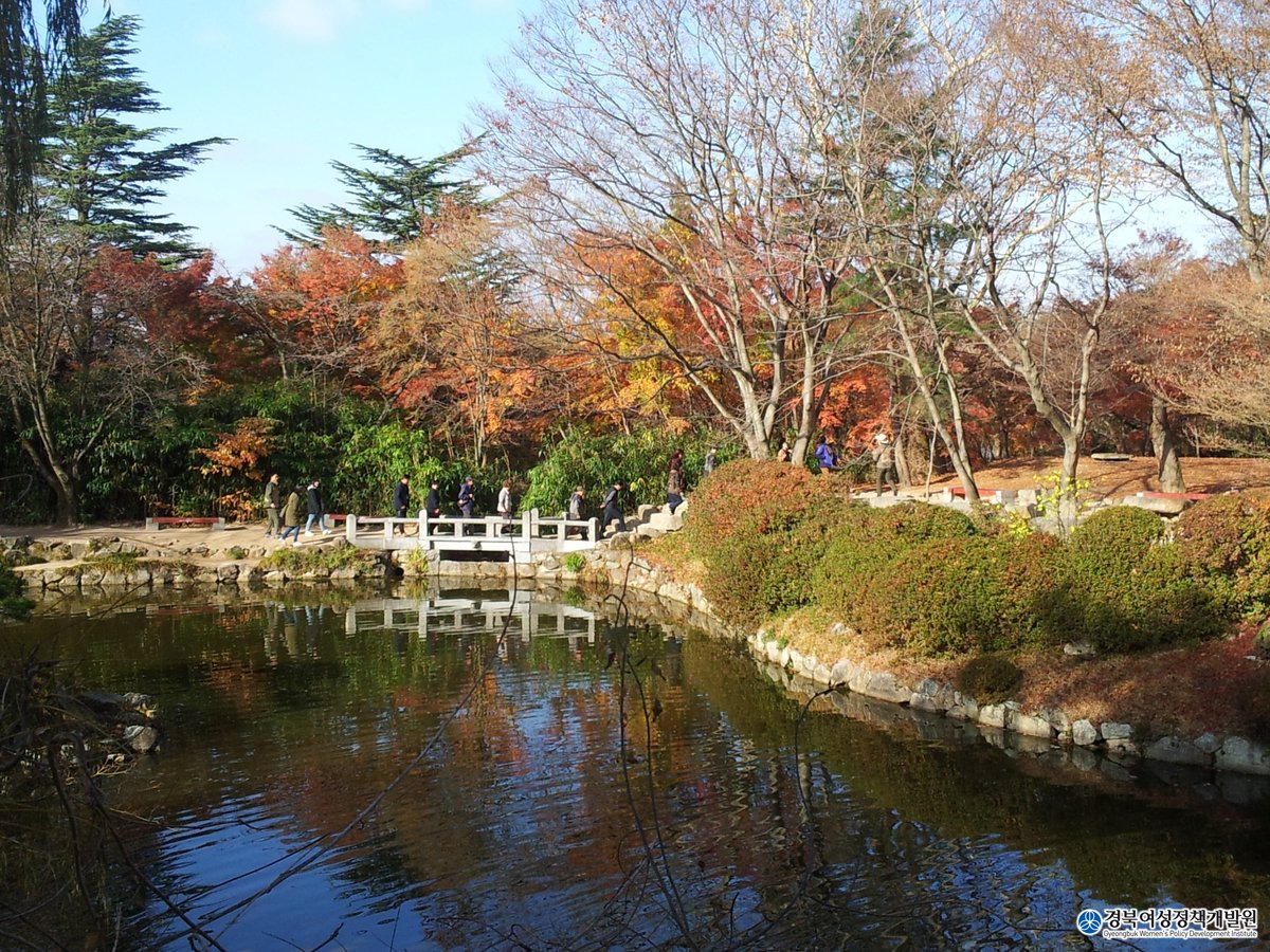 [ #마실서포터즈 ]
#경상북도 #경주시 의 #가을풍경 을 소개합니다!
신라 천년의 역사를 고스란히 담고 있는 #불국사 에 가을이 왔어요. 😍

🔽자세히보기
📌 네이버 블로그 #마실 >> bit.ly/2PRFO6e
📌 #여리잡 매거진 >> bit.ly/2DZpTN5

#경북여성정책개발원 #경주가볼만한곳