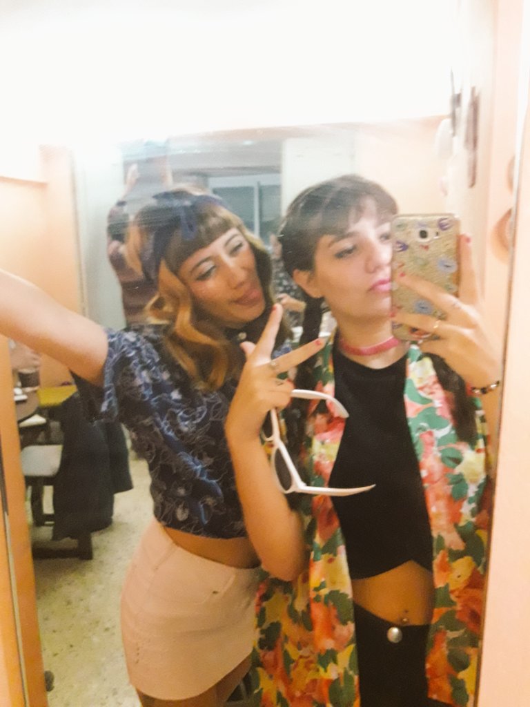 _valuhernandez's tweet photo. mi persona favorita en este mundo 🖤 https://t.co/T8fthftVar