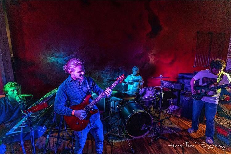 TTalismen's tweet photo. We had an amazing weekend playing @Live_And_Listen ‘s #funksgivingafterparty. Fun crowd and funky tunes 🤘🏼 https://t.co/aHlX4pjlXd