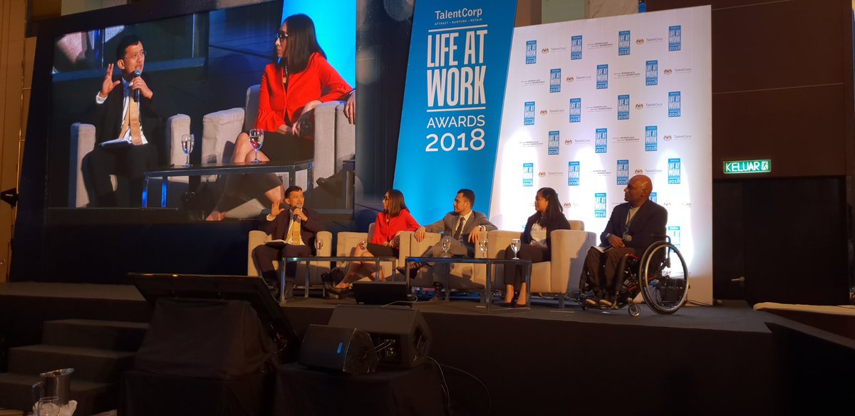 SivaKumeren's tweet photo. #LIFEATWORK2018 #ReinventWorkforce #RethinkWorkplace good dicussions on adopting flexible working arrangements at workplace. One of the panelists shared about 4 working days implemented and improved employee well being and increased productivity https://t.co/OmxIRAJKsE