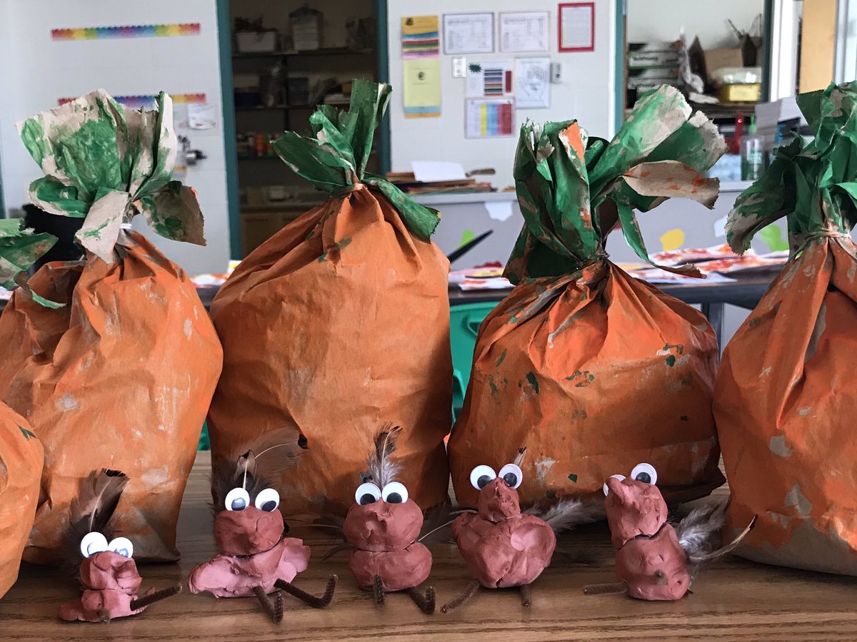 akatej3's tweet photo. Making real life connections through artwork! Sad to finish fall themed projects, but boy we had a blast! #artforlife #BPSTOGETHER #fallreflections https://t.co/TZTIxIs5vH