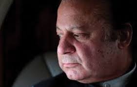 Waqtnewstv's tweet photo. لاہور:سابق وزیراعظم نوازشریف جاتی عمرہ سےاسلام آبادکیلئےروانہ
لاہور:نوازشریف اسلام آباداحتساب عدالت میں پیش ہوں گے
اس موقع پر کارکنوں کی بڑی تعدادموجود،نوازشریف کے حق میں نعرے
#Lahore
#NawazSharif #KhawajaHaris #NABReference #AlAziziaFlagship @pmln_org #Islamabad https://t.co/jbKnZnM344
