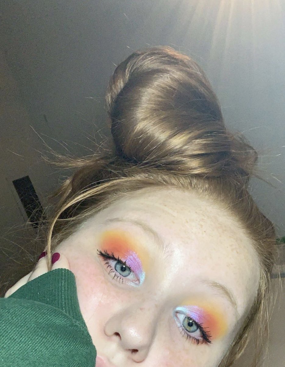 JesseMateer's tweet photo. Created with @MorpheBrushes and @jamescharles #MorpheXJamesCharles palette. Releasing my inner artist🥰😘 https://t.co/hiThGSHuQE
