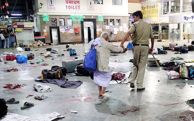 danielocarmon's tweet photo. Today, #TWENTYSIXELEVEN a #DecadeAfter, we remember the tragic 26.11.2008 #Terror attacks on #Mumbai,hundreds of victims &amp;their bereaved families,stand in #solidarity &amp; #friendship with #India to mourn &amp; fight #Terrorism together. #MumbaiTerrorAttack #MumbaiAttacks #NarimanHouse https://t.co/VqqIdnXQBV