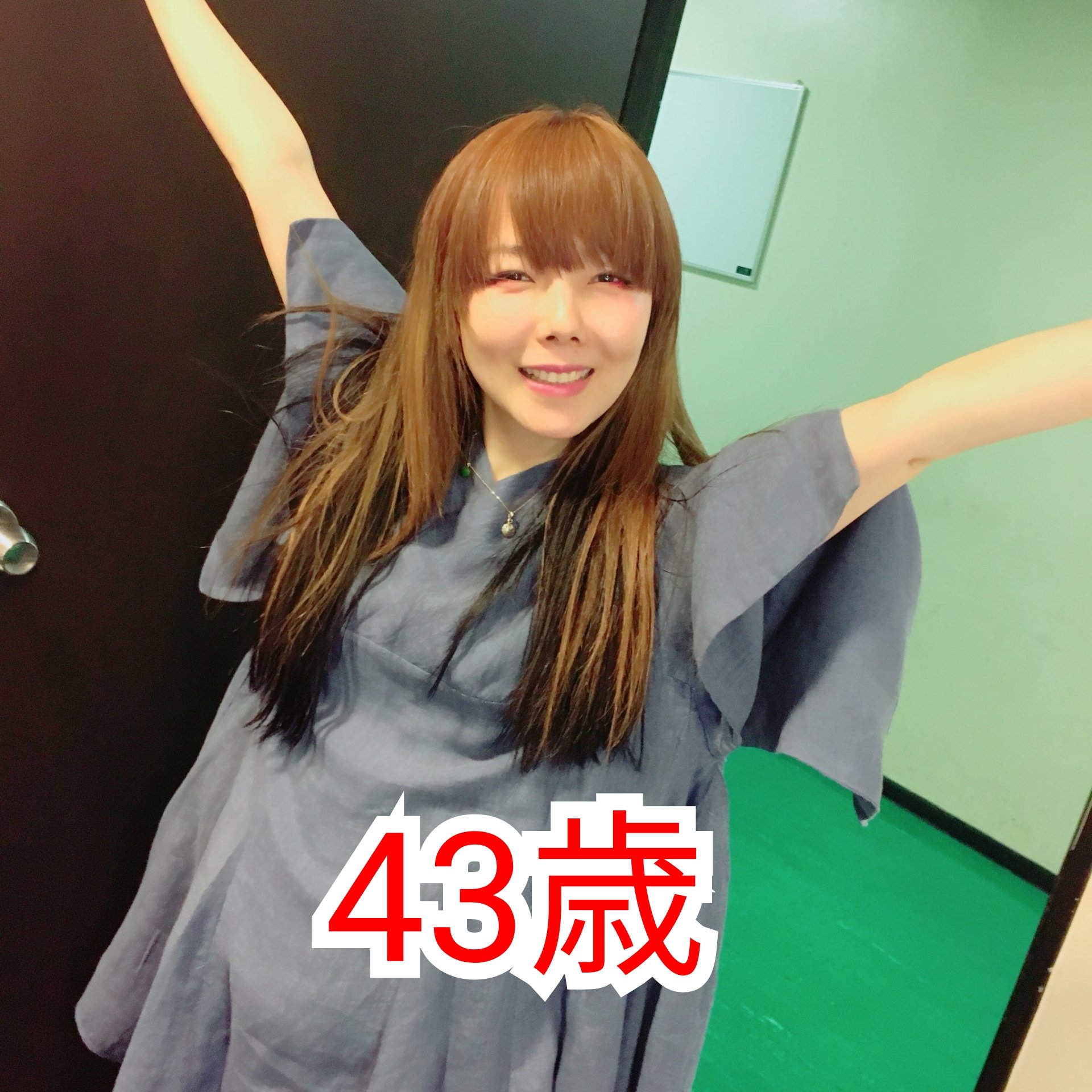 日本の女性アーティストの年齢を聞いてビックリ 末恐ろしくてヤバい 話題の画像プラス 日本の女性アーティストの年齢を聞いてビックリ 末恐ろしくてヤバい 話題の画像プラス
