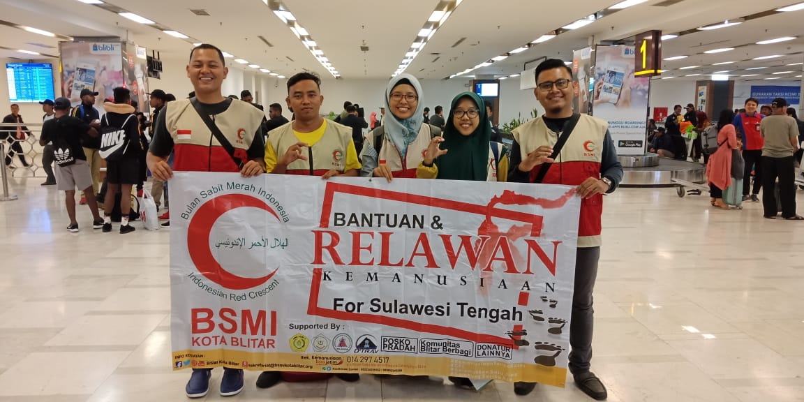 bsmi_kotablitar's tweet photo. pengiriman kembali relawan medis ke Palu Sulteng, masa kerja 27 November sampai 11 Desember 2018.
#bsmikotablitar
#relawan
#relawanmedis
#palusulteng
#careforlife https://t.co/9ZNFj7vhVo