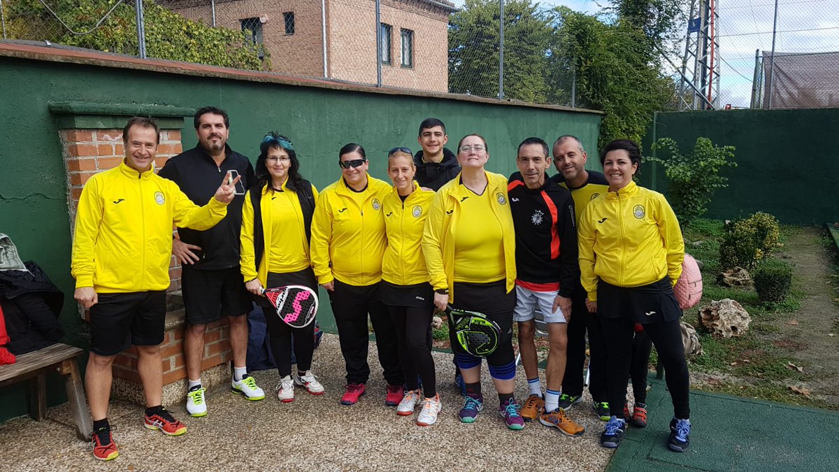 ParquePadel's tweet image. Nuevo fin de semana de @masterpadelliga para los Equipos del @CDPC77. Bien competido, chicos/as!!!