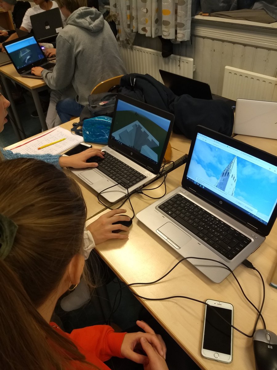 Bygging av hellige hus i #MinecraftEDU på #rothaugen. Krle, norsk muntlig og matematikk i 1stk motiverende smekk.