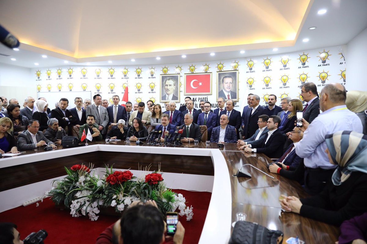 Cumhurbaşkanımız ve Genel Başkanımız Sn.Recep Tayyip Erdoğan'ın Büyükşehir Belediye Başkan Adaylığımızı açıklamasının ardından dava arkadaşlarımızla bir araya gelerek, bir kez daha milletimizin rızasını almak ve hizmetlerimize kaldığımız yerden devam etmek için ‘Bismillah’ dedik.