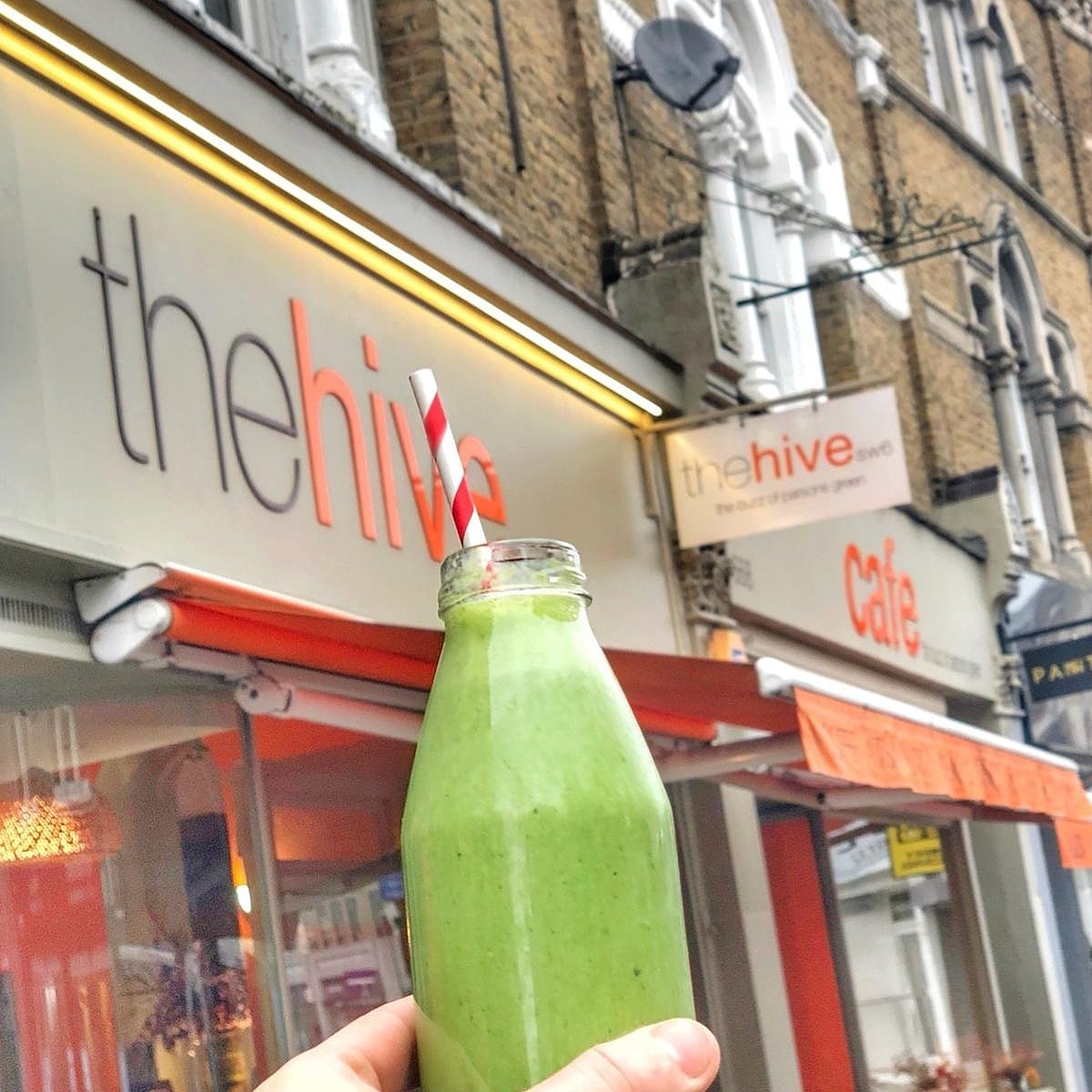 thehivesw6's tweet photo. #MondayMotivation always starts @thehivesw6. #KeepingItHealthy #KeepingItDelicious #Fulham #ParsonsGreen #Breakfast #Brunch #Lunch https://t.co/BNoOxZPKtS