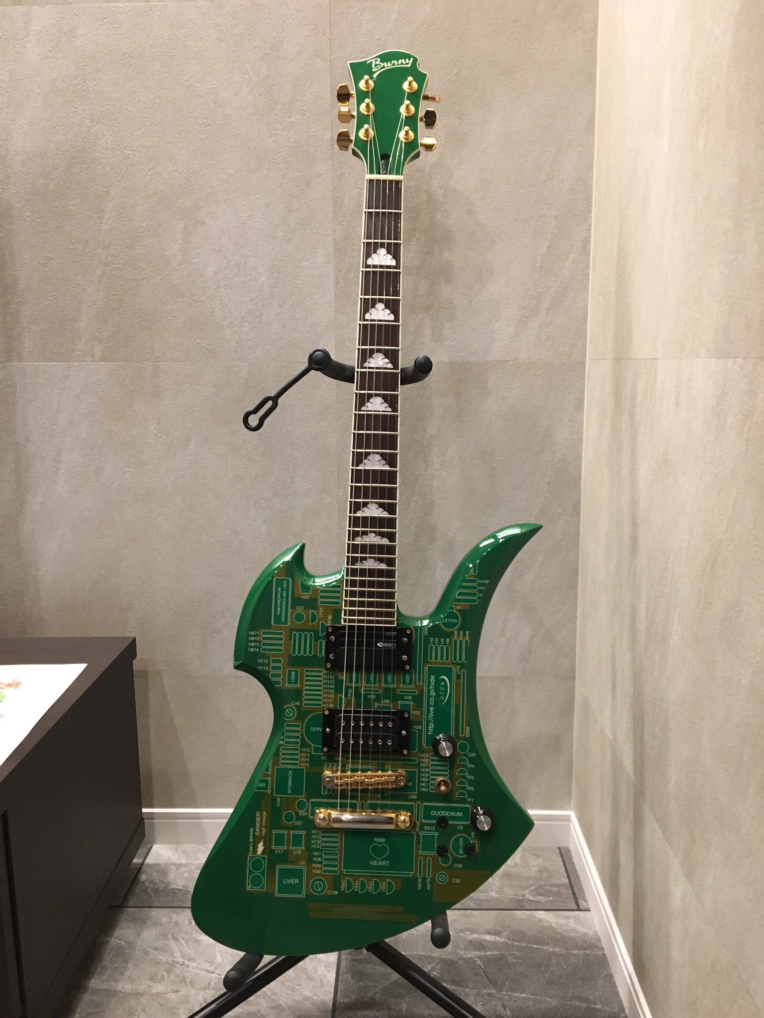 FERNANDES MG-160R 100本限定 hideモデル いっちゃ§FT所属 on X