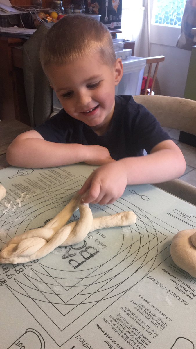 Who says you can’t do baking while following <a href="/SlimmingWorld/">Slimming World</a>  ? Charlie loves playing at being Paul Hollywood. I just hope he’s not too harsh like @judgebakeoff at the end result! #bakeoff #slimmingworld #bread #paulhollywood #syns #whocouldresist