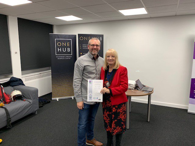 SouthendCharter's tweet photo. Here's Trevor from CHC Construction @trevorchc receiving there SILVER Southend &amp; Business Charter Award certificate from deputy mayor, Cllr. Ann Holland at our recent #dwnetworking event. Well done!
#southend #communityengagement https://t.co/hmJxfWyNRQ