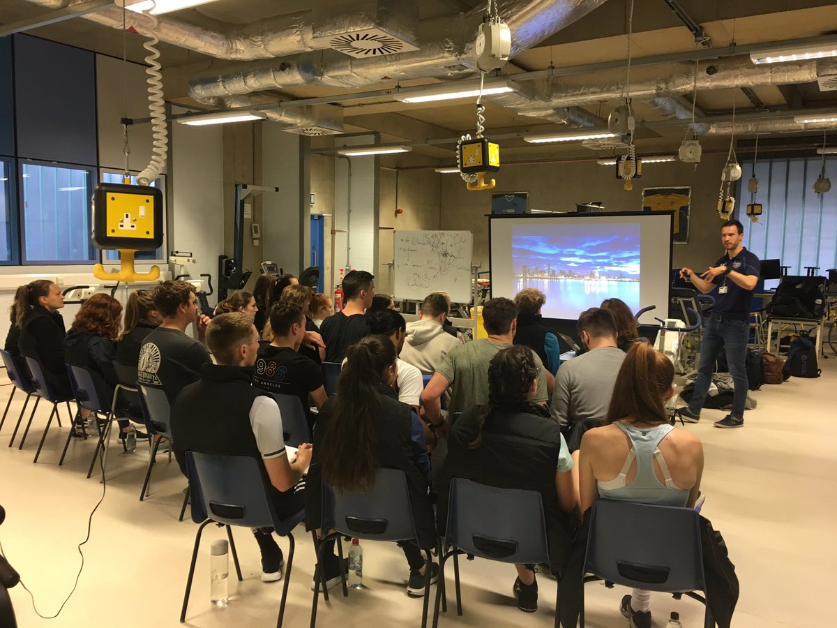 Deakin_ExSc tweet media