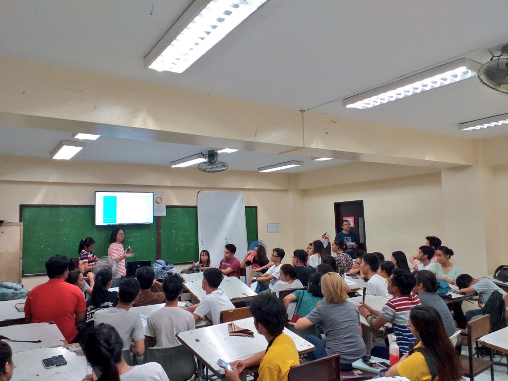 UAPSA_PUP's tweet photo. Happening now!!
UAPSA with arki representatives discussing about NAW2018! 💕😉
#MAYAWAN #DefyingLimits #NAW2018 #UAPSAPUP https://t.co/Z8tD6CUsVI