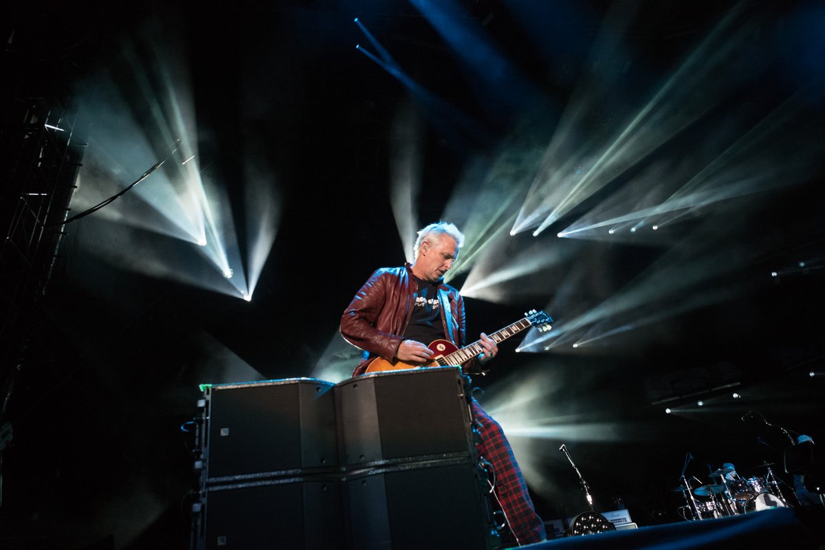 Pearljamfans2's tweet photo. "I get to do what I've always wanted to do and I'm very grateful for that. I think about that almost daily. It makes me grateful to be alive." - @MikeMcCreadyPJ #PearlJam

📷: Charles Peterson https://t.co/PqpqQg3W6A
