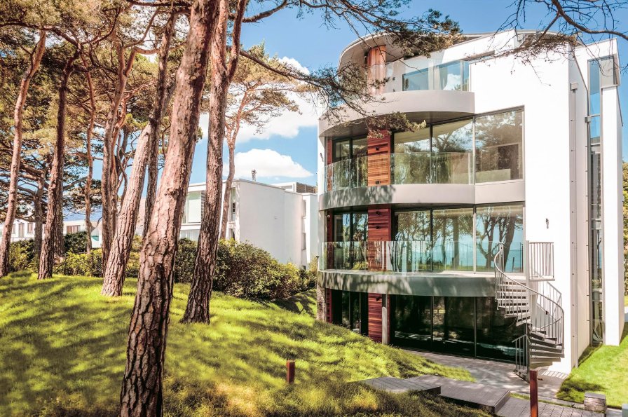 Majestic Property tweet media