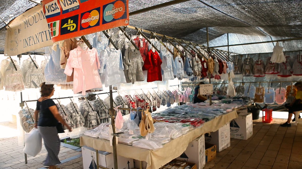 PiojitodeCadiz's tweet photo. Hoy traemos una variedad increíble de ofertas en ropa infantil.
! Empiezan las compras de #navidad !
Pásate por avenida de la Bahía y descubre todas nuestras oportunidades.
El Piojito. Mercadillo de Cádiz #Cádiz #ofertas #descuentos #oportunidades #Navidad2018 #elpiojito https://t.co/lHhWdC8QSi