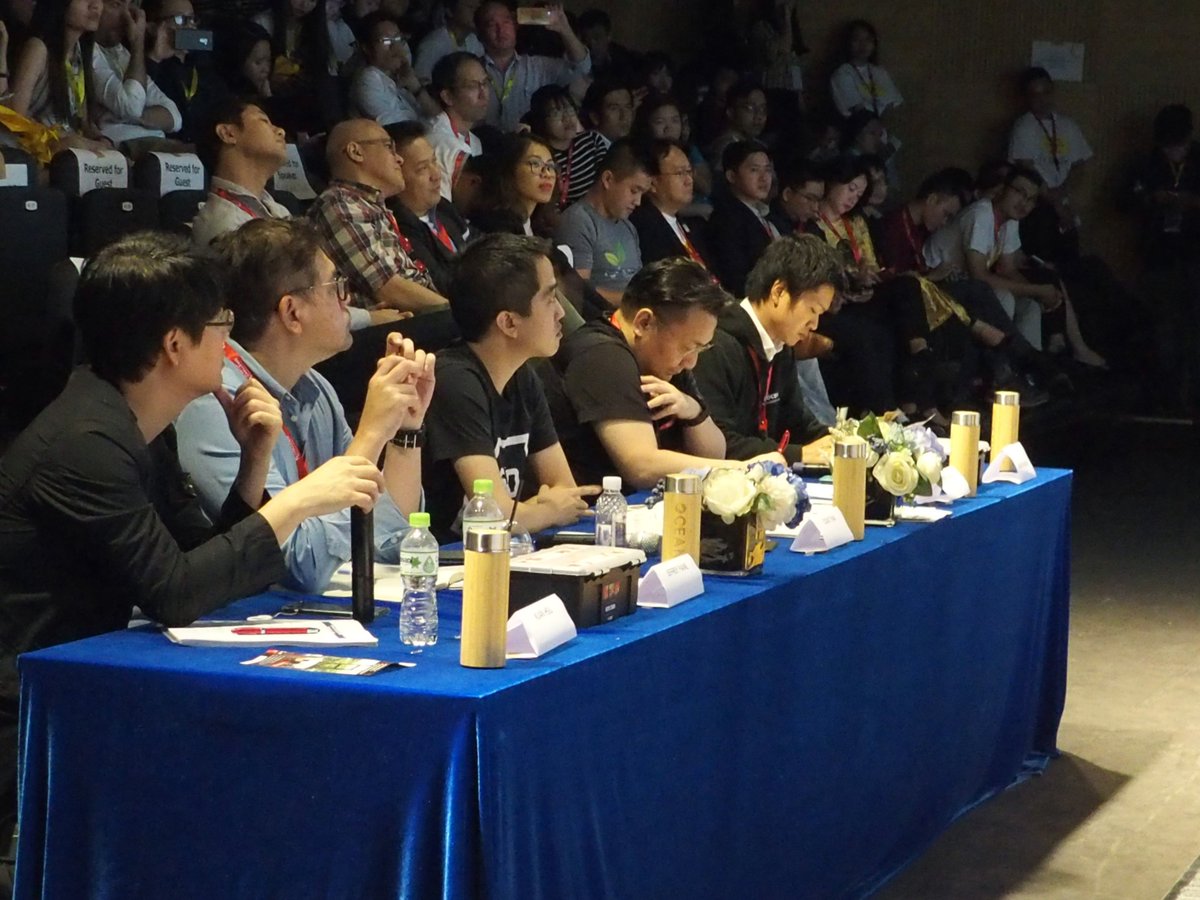 NTTCom_online's tweet photo. 11月22日にベトナムで、スタートアップ企業向けコンペ「NTT Com Startup Challenge」を開催しました。インドネシア、マレーシアに引き続き、ベトナムは初めての開催でしたが、総勢200名以上のお客さまにご来場頂きました。https://t.co/1h9YcVFJ4u
#NTTComstartupchallenge2018
#NTT #入山章栄 https://t.co/ctbNsinqoz