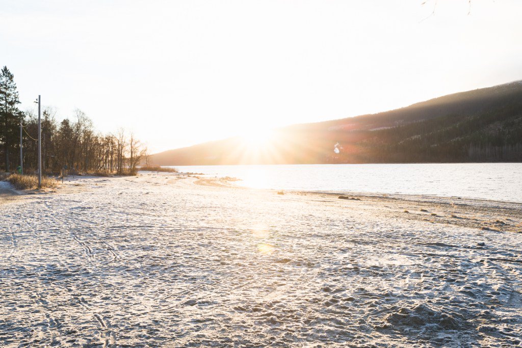 Yoga Mountain Festival i Åre – En oas i novembermörkret explorealittlemore.se/yoga-mountain-…